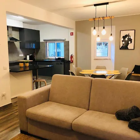 Emblematica - Wifi & Pool شقة البوفيرا