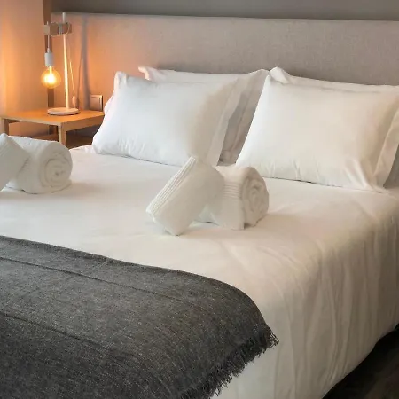 Emblematica - Wifi & Pool شقة *