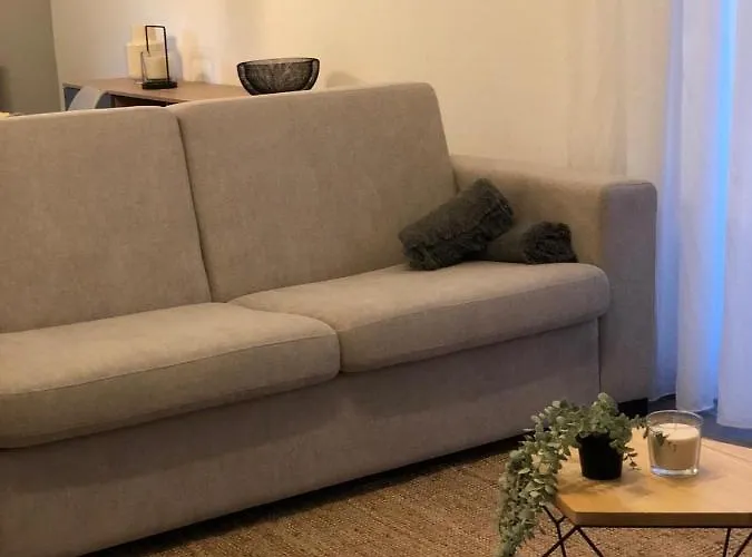 Emblematica - Wifi & Pool דירה *