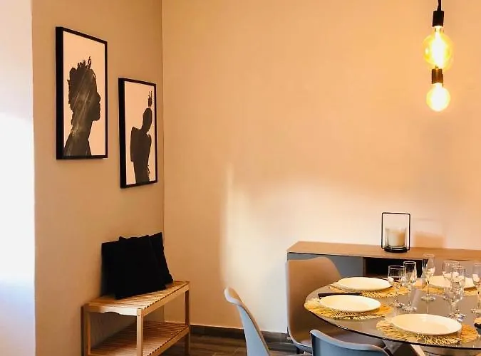 Apartmán Emblematica - Wifi & Pool *